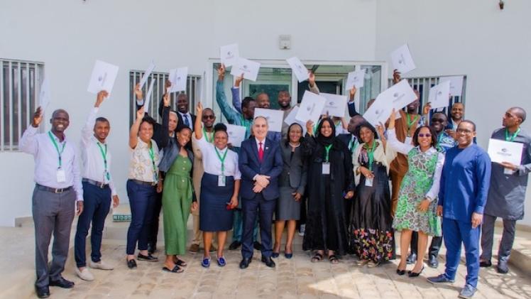 جانب من الدورة