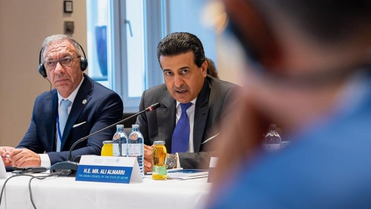 جانب من مشاركة سعادة الدكتور علي المري بالاجتماع