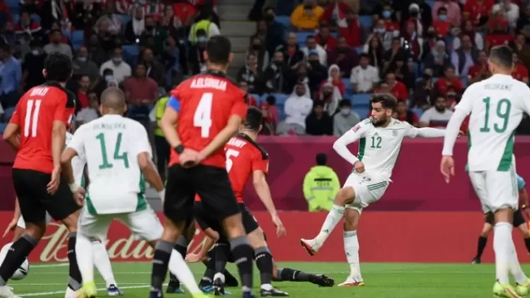 مباراة سابقة بين الجزائر ومصر