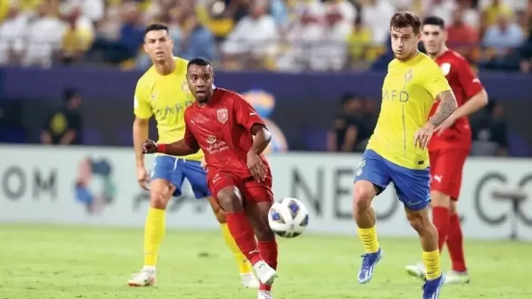 مباراة سابقة بين الدحيل والنصر السعودي