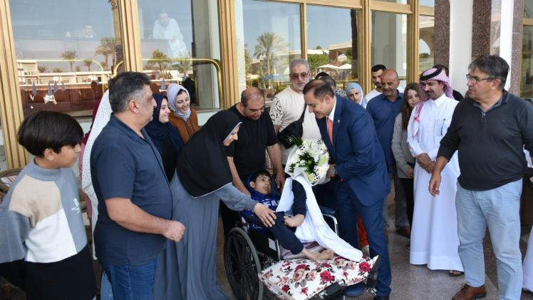 جانب من استقبال المواطنين البوسنيين