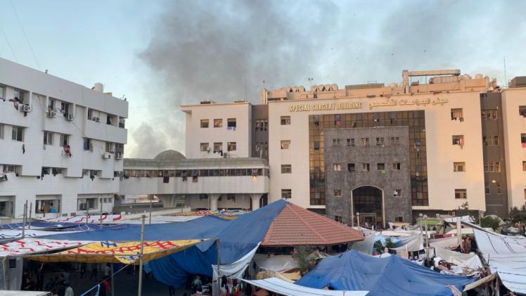 مجمع الشفاء الطبي في قطاع غزة