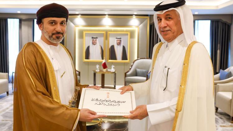 جانب من تسلم أوراق الاعتماد