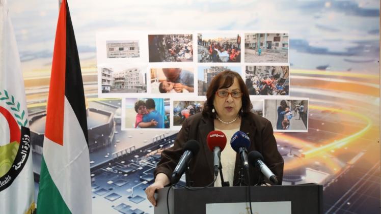 مي الكيلة وزيرة الصحة الفلسطينية