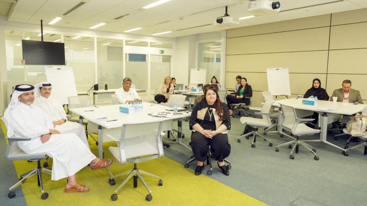 جانب من جلسات الورشتين