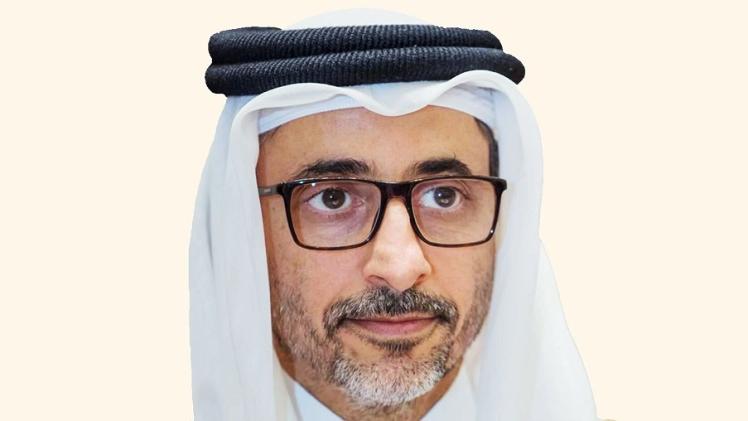 سعادة السيد صلاح بن غانم العلي وزير الرياضة والشباب