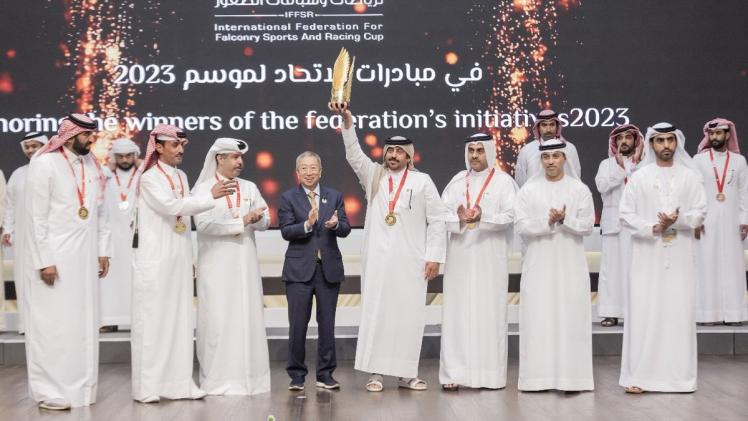 تتويج فريق جمعية القناص