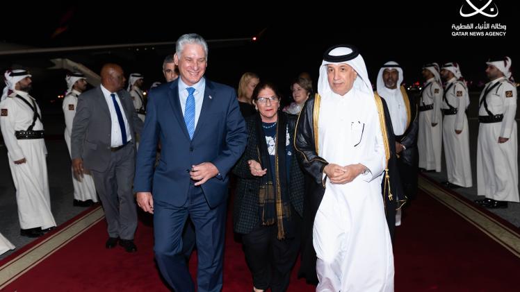 لحظة وصول رئيس جمهورية كوبا