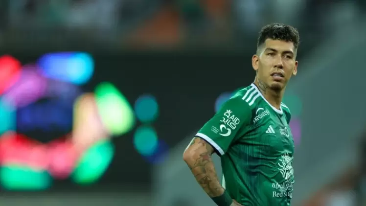 النجم البرازيلي روبرتو فيرمينو