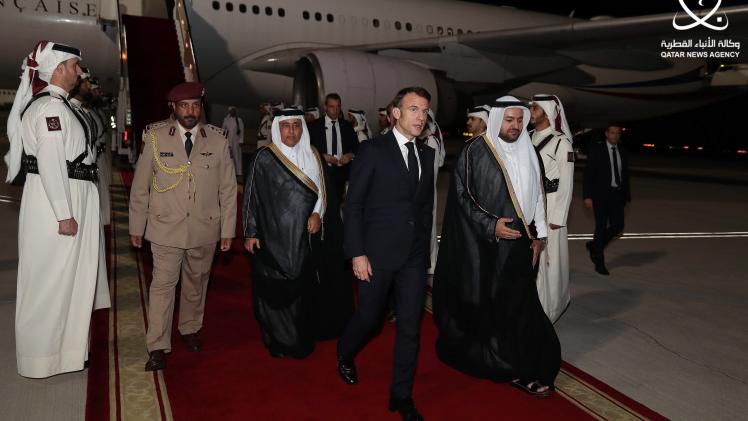 لحظة وصول الرئيس إيمانويل ماكرون رئيس الجمهورية الفرنسية