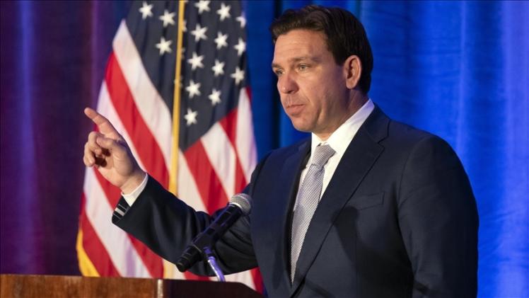 رون ديسانتيس حاكم ولاية فلوريدا