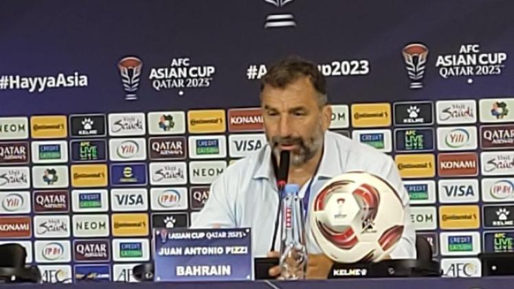 الأرجنتيني خوان أنطونيو بيتزي مدرب منتخب البحرين