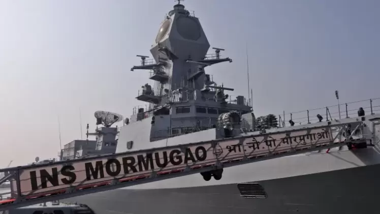 سفينة مدمرة تابعة للقوات البحرية الهندية