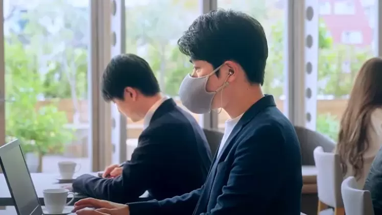 قناع الوجه "برايفسي تالك"