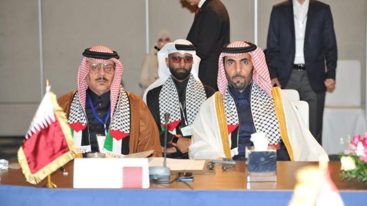 الوفد القطري المشارك بالاجتماع