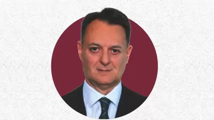 يوانيس يوانيديس سفير اليونان بالدوحة