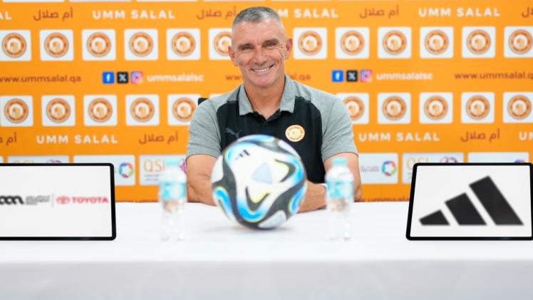 باتريس كارتيرون مدرب أم صلال