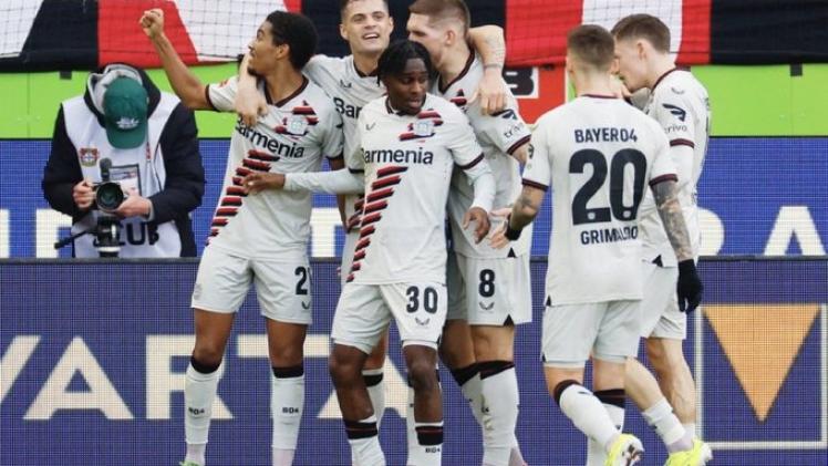 لاعبو باير ليفركوزن