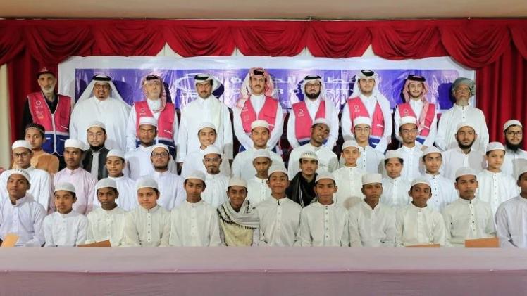 حفظة القرآن الكريم المكرمين من قطر الخيرية