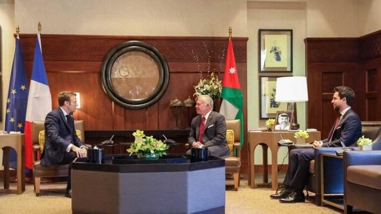 لقاء سابق بين العاهل الأردني ورئيس فرنسا