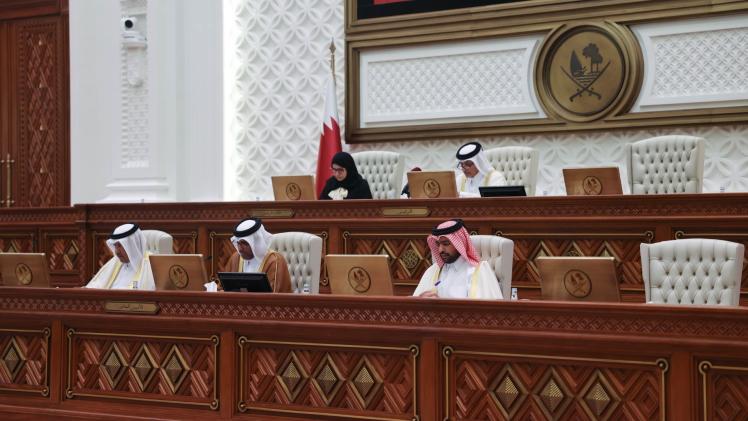 المنصة الرئيسية بمجلس الشورى