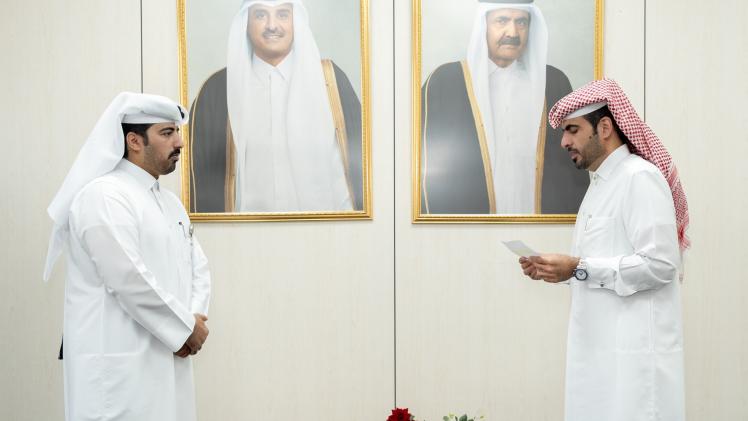 خلال أداء اليمين القانونية