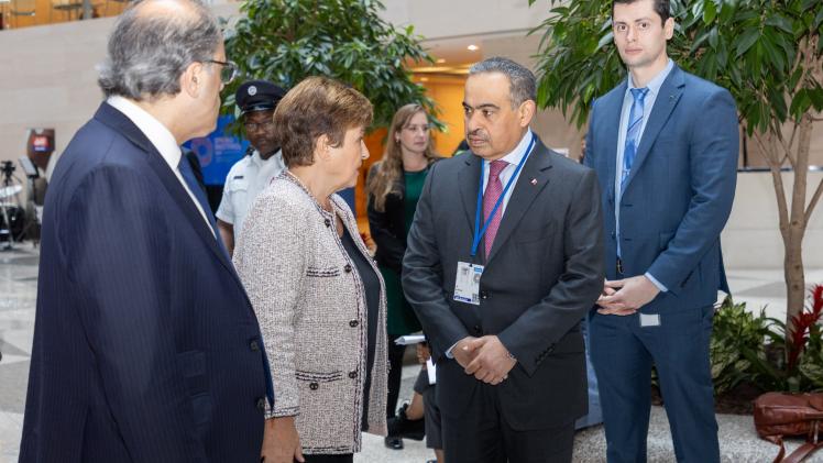 سعادة السيد علي بن أحمد الكواري وزير المالية