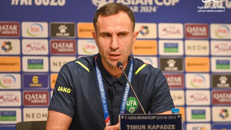 تيمور كابادزه المدير الفني للمنتخب الأوزبكي