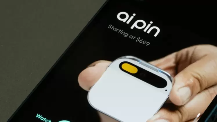 دبوس الذكاء الاصطناعي