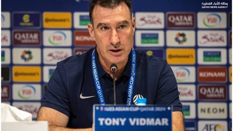 توني فيدمر مدرب المنتخب الأسترالي