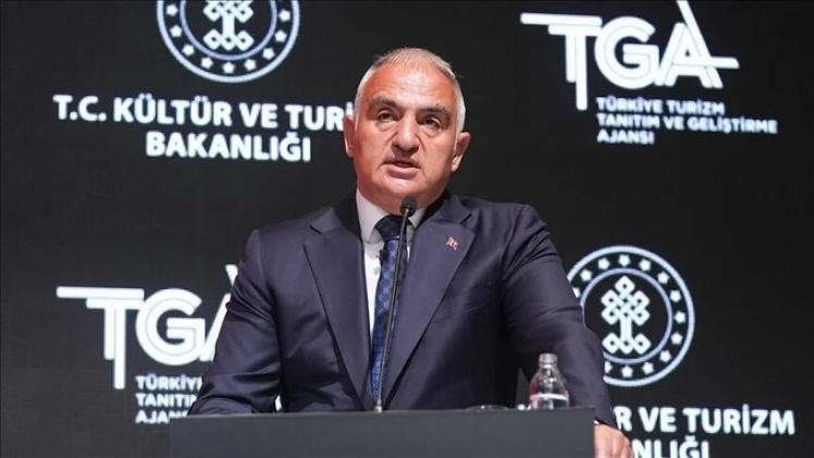 محمد نوري أرصوي وزير الثقافة والسياحة التركي