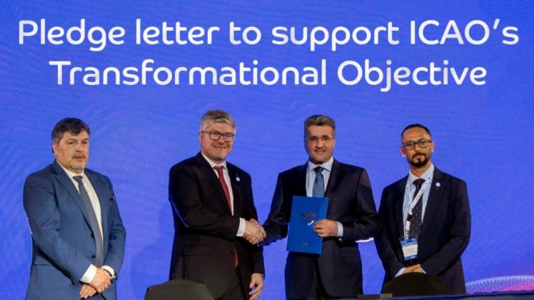 جانب من الندوة