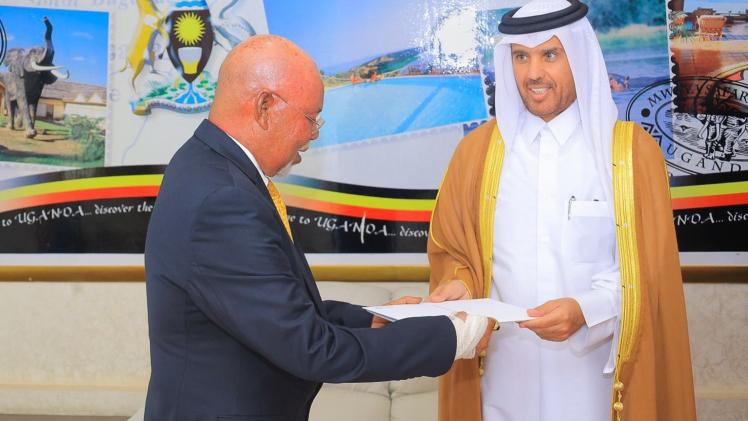 جانب من تسليم أوراق الاعتماد