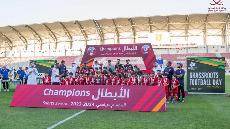 جانب من تتويج الفائزين