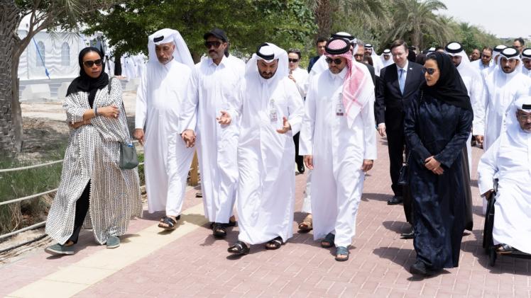 جانب من التدشين الممشى