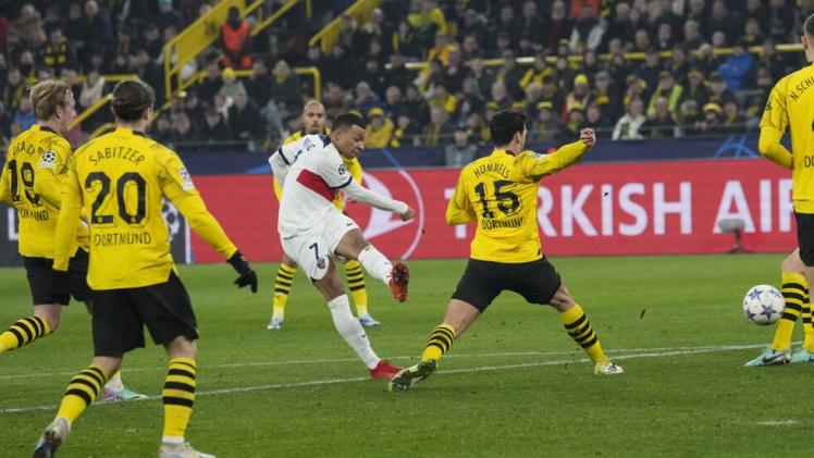 بوروسيا دورتموند ضد باريس سان جيرمان