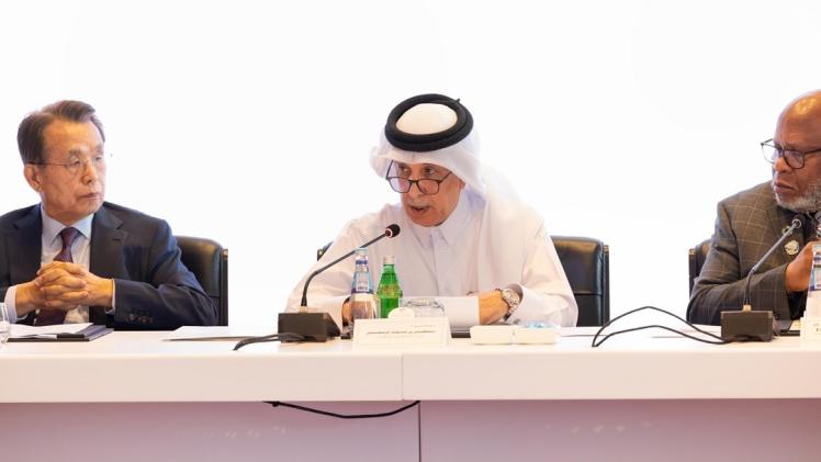 سعادة السيد سلطان بن سعد المريخي وزير الدولة للشؤون الخارجية