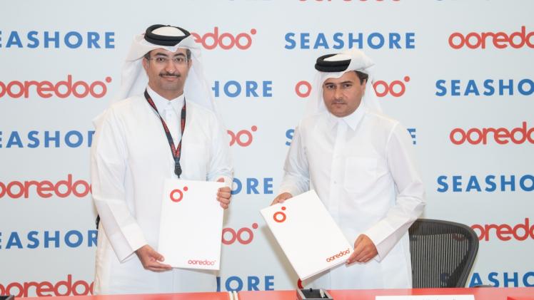 جانب من توقيع الاتفاقية