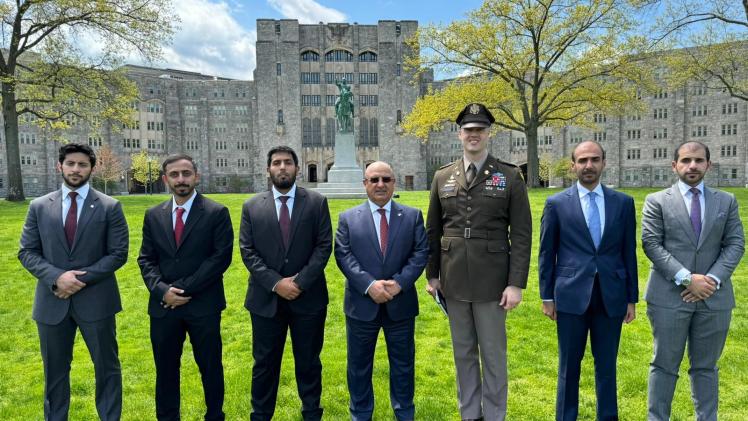 جانب من الزيارة