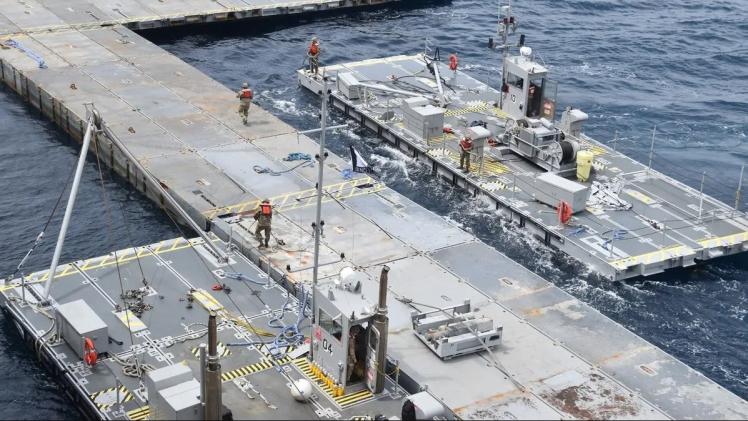 رصيف بحري بساحل قطاع غزة