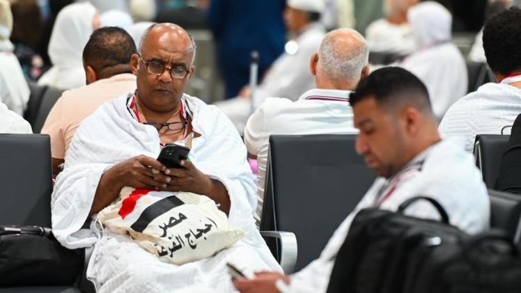 حجاج مصريون في مطار القاهرة