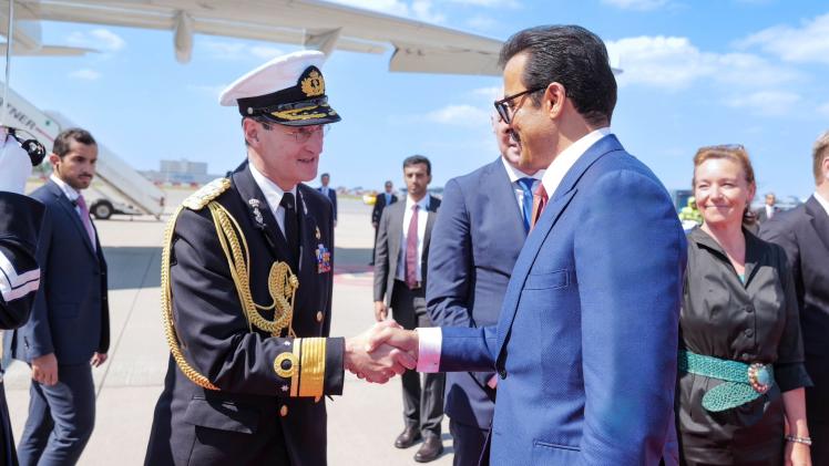 جانب من وداع سمو الأمير