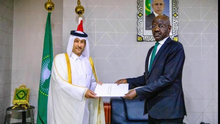 جانب من تسليم أوراق الاعتماد