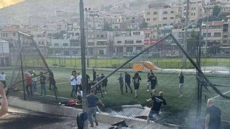 ملعب كرة القدم بعد استهدافه بصاروخ