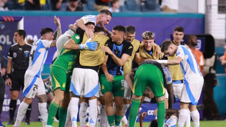 لاعبو الأرجنتين