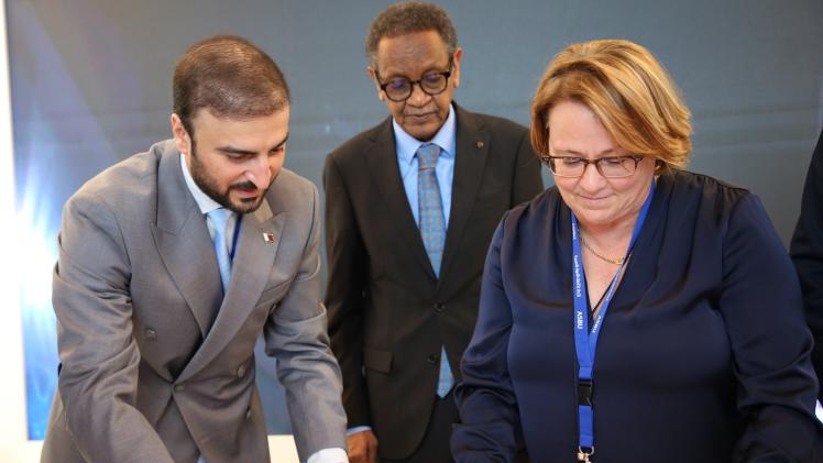 جانبب من توقيع مذكرة التفاهم