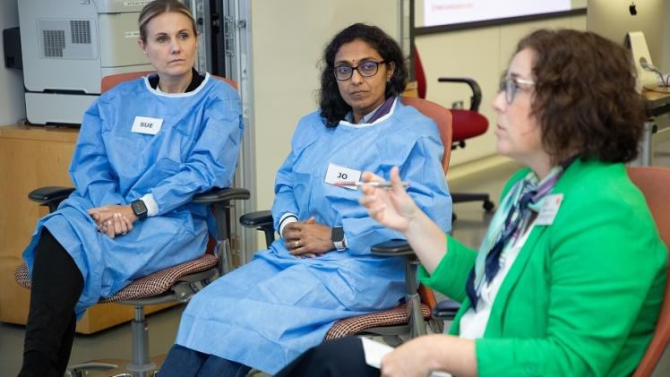 جانب من فعاليات الدورة التطبيقية