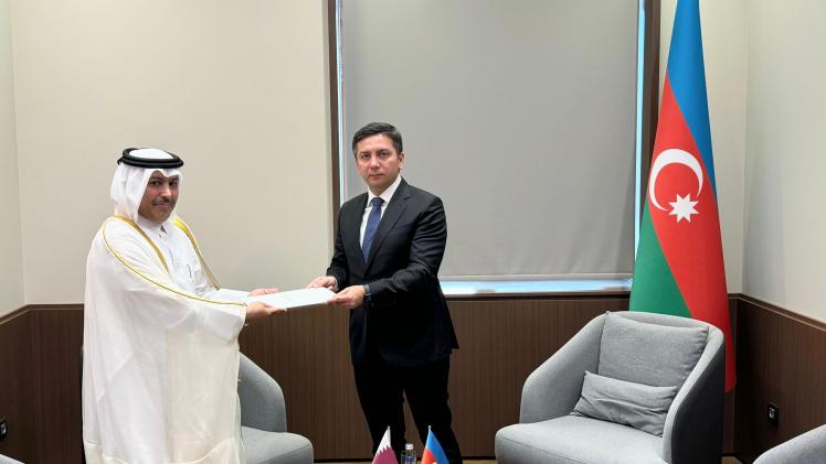 جانب من تسليم أوراق الاعتماد