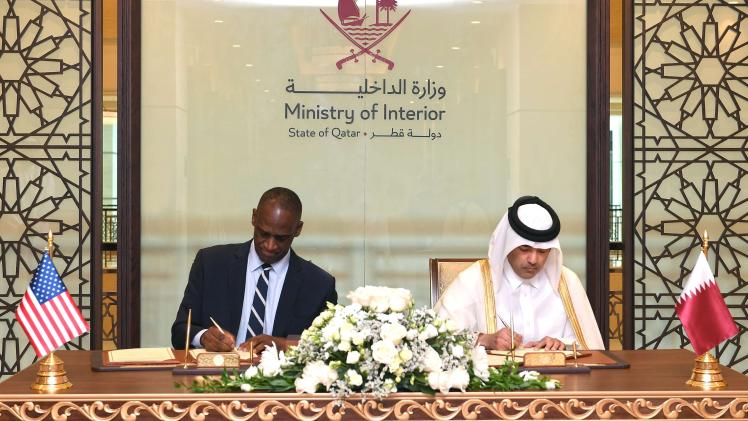 جانب من توقيع الاتفاقية