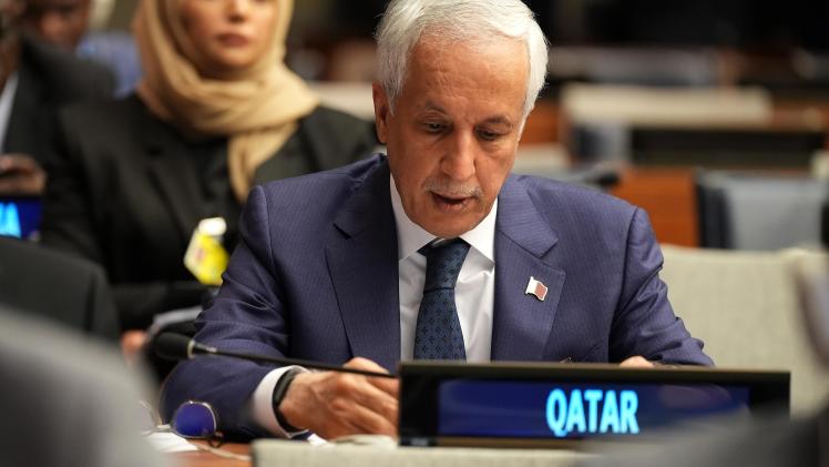 سعادة السيد سلطان بن سعد المريخي وزير الدولة للشؤون الخارجية